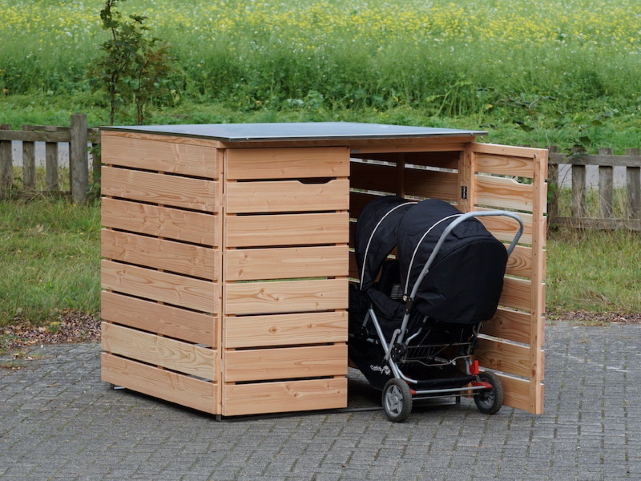 Kinderwagenbox mit Edelstahl - Deckel, Oberfläche: Natur