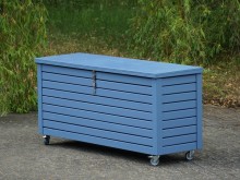 Auflagenbox / Kissenbox mit Lenkrollen + Schloss, Oberfläche: Taubenblau